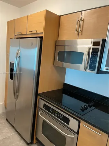 31 SE 5th Street Miami FL 33131