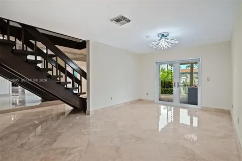 2015 NE 120th Road North Miami FL 33181