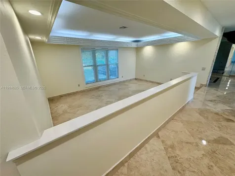 2015 NE 120th Road North Miami FL 33181