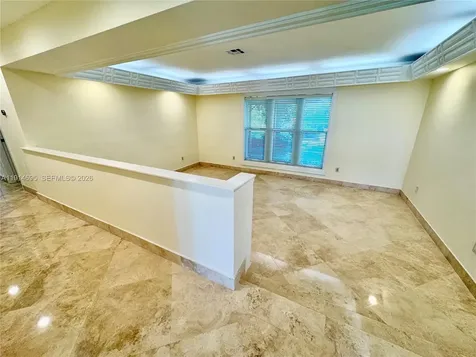 2015 NE 120th Road North Miami FL 33181