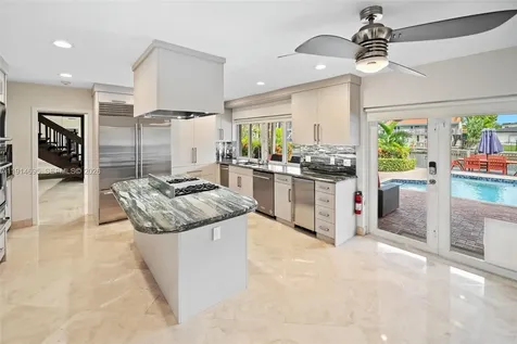2015 NE 120th Road North Miami FL 33181