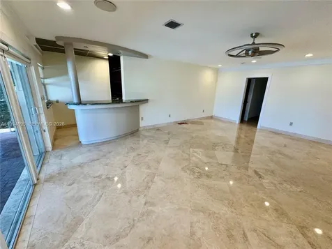 2015 NE 120th Road North Miami FL 33181