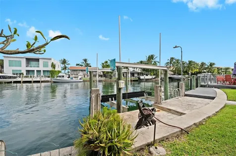 2015 NE 120th Road North Miami FL 33181