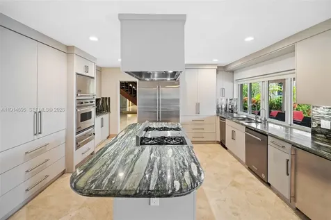 2015 NE 120th Road North Miami FL 33181