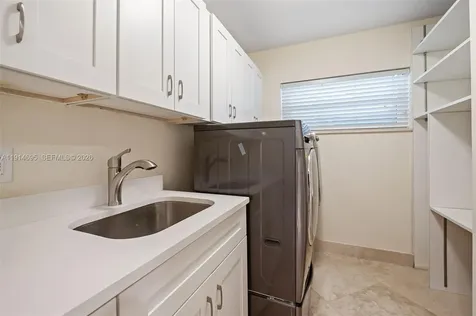 2015 NE 120th Road North Miami FL 33181