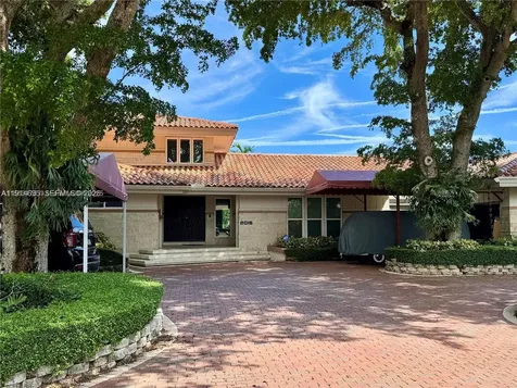 2015 NE 120th Road North Miami FL 33181