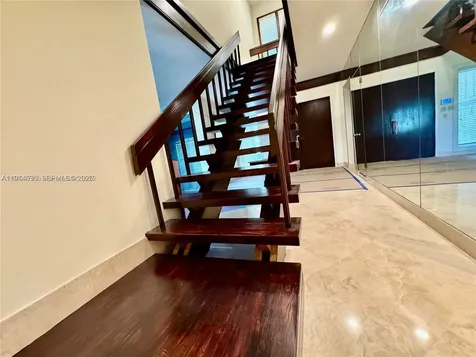 2015 NE 120th Road North Miami FL 33181