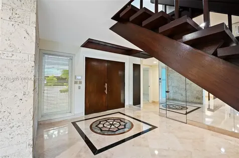 2015 NE 120th Road North Miami FL 33181