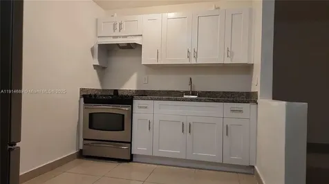2400 NW 10th Avenue Miami FL 33127