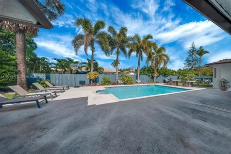 10195 NW 26th Street Doral FL 33172