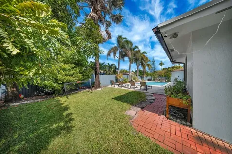10195 NW 26th Street Doral FL 33172
