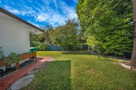 10195 NW 26th Street Doral FL 33172