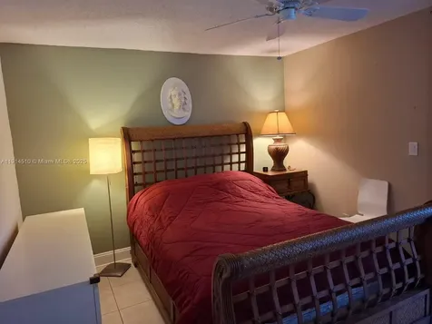 9081 Sunrise Lakes Sunrise FL 33322