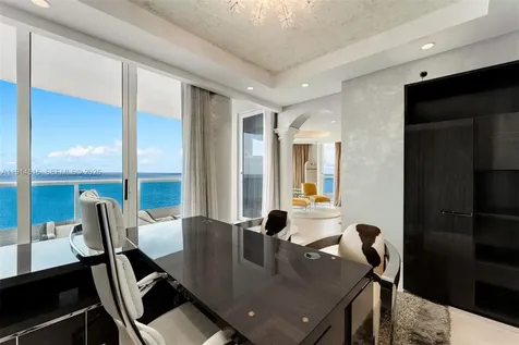 5025 Collins Avenue Miami Beach FL 33140