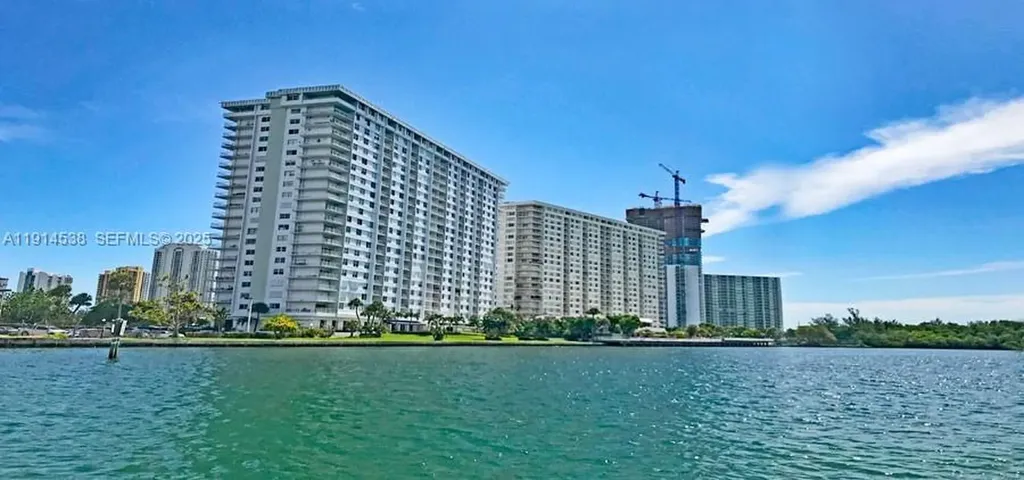 500 Bayview Drive Sunny Isles Beach FL 33160