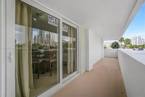 500 Bayview Drive Sunny Isles Beach FL 33160
