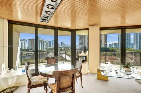19667 Turnberry Way Aventura FL 33180
