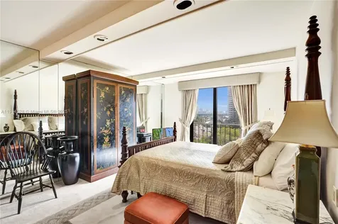 19667 Turnberry Way Aventura FL 33180