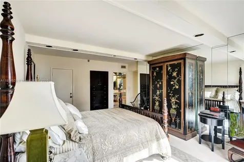 19667 Turnberry Way Aventura FL 33180