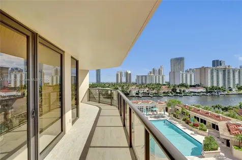 19667 Turnberry Way Aventura FL 33180