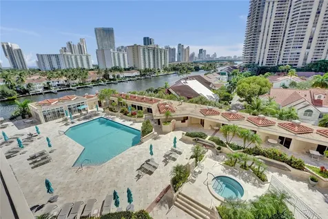 19667 Turnberry Way Aventura FL 33180
