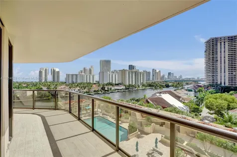 19667 Turnberry Way Aventura FL 33180