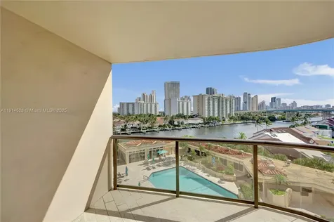 19667 Turnberry Way Aventura FL 33180