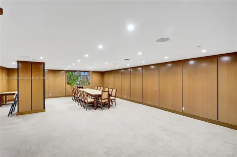 19667 Turnberry Way Aventura FL 33180