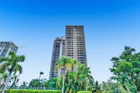 19667 Turnberry Way Aventura FL 33180