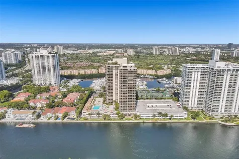 19667 Turnberry Way Aventura FL 33180