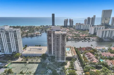 19667 Turnberry Way Aventura FL 33180