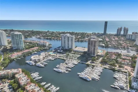 19667 Turnberry Way Aventura FL 33180