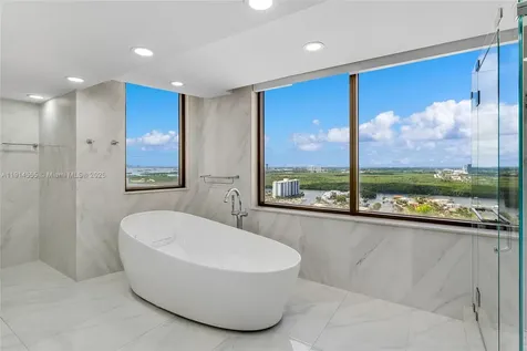 16275 Collins Avenue Sunny Isles Beach FL 33160