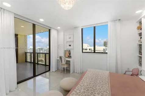 16275 Collins Avenue Sunny Isles Beach FL 33160