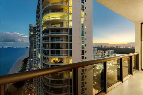 16275 Collins Avenue Sunny Isles Beach FL 33160
