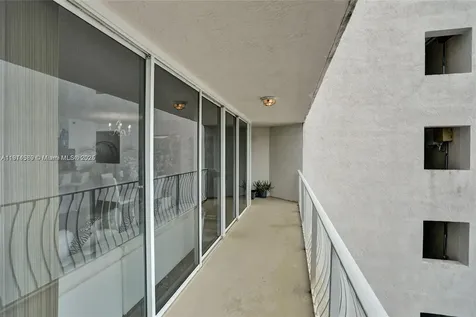 7601 E Treasure Drive North Bay Village FL 33141