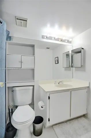 7601 E Treasure Drive North Bay Village FL 33141