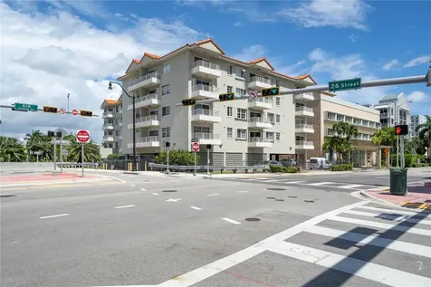 2600 Collins Avenue Miami Beach FL 33140