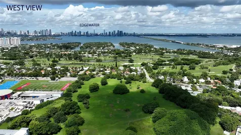 2600 Collins Avenue Miami Beach FL 33140