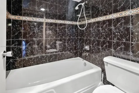 20355 NE 34th Court Aventura FL 33180