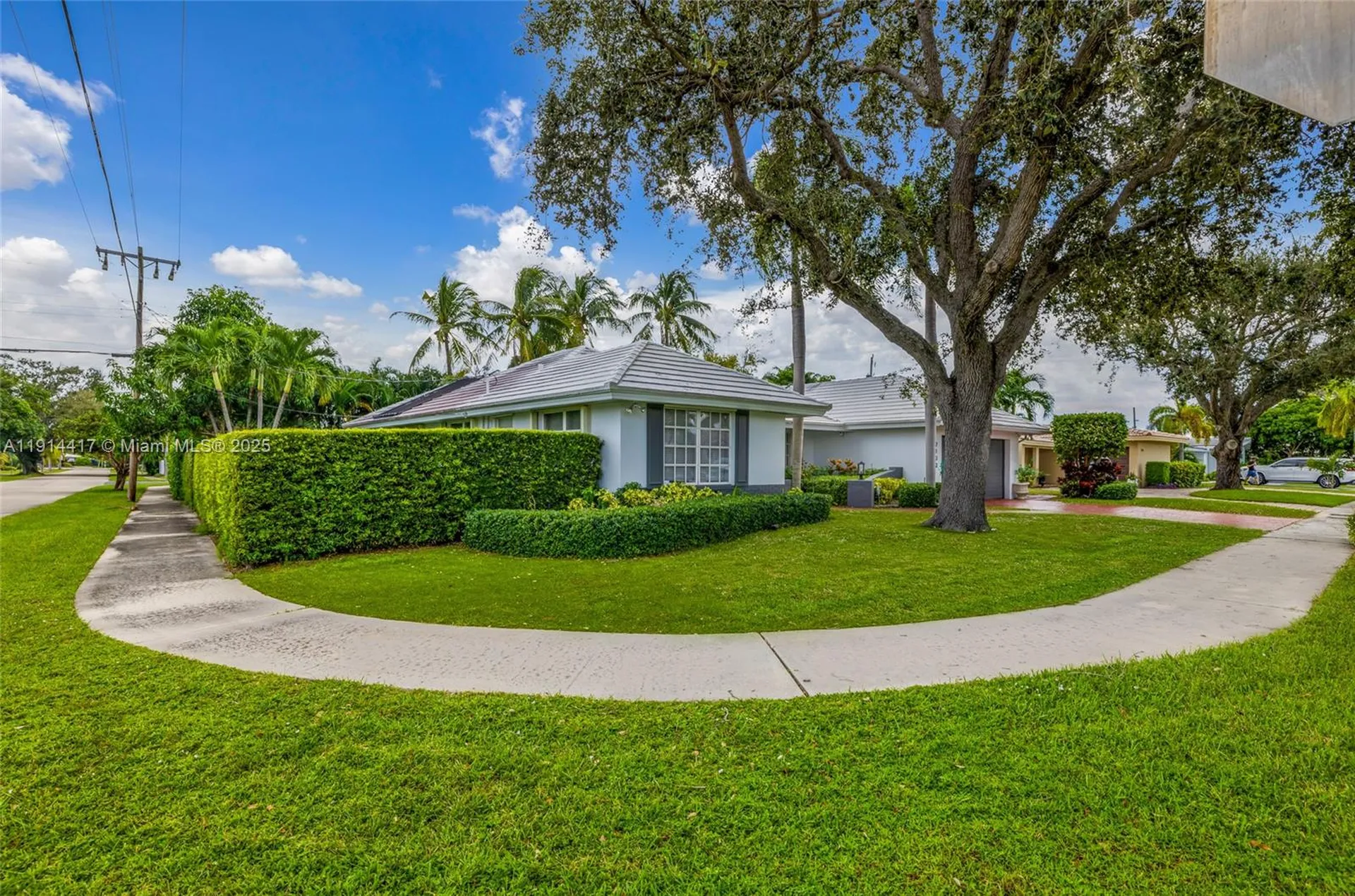 2132 NE 63rd Court Fort Lauderdale FL 33308