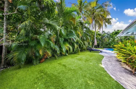 2132 NE 63rd Court Fort Lauderdale FL 33308