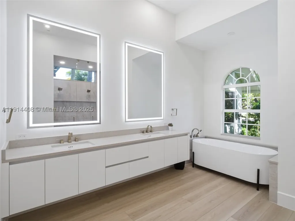 7675 Steeplechase Drive Palm Beach Gardens FL 33418