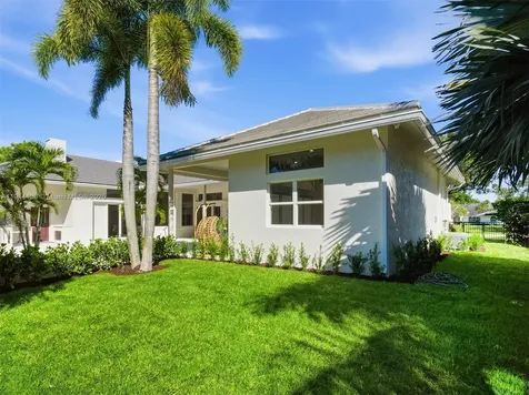 7675 Steeplechase Drive Palm Beach Gardens FL 33418