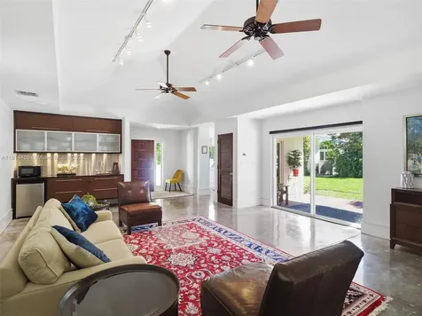 7675 Steeplechase Drive Palm Beach Gardens FL 33418