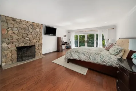 10645 SW 89th Court Miami FL 33176