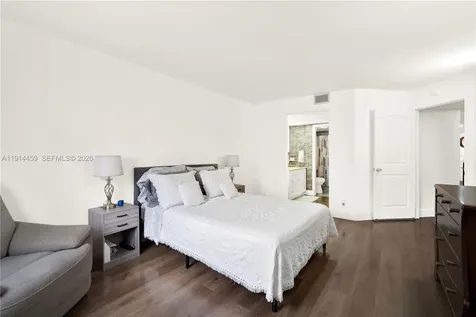 1100 SW 130th Avenue Pembroke Pines FL 33027