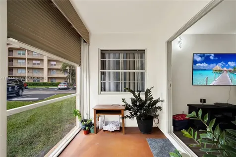 1100 SW 130th Avenue Pembroke Pines FL 33027