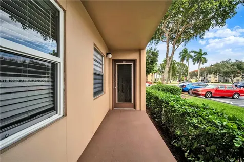 1100 SW 130th Avenue Pembroke Pines FL 33027
