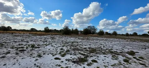 16525 NW 260 Street Okeechobee FL 34972